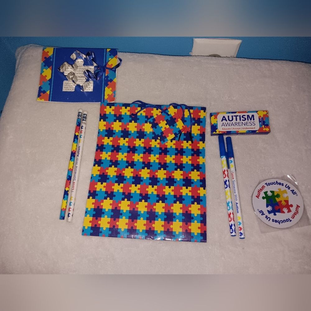 NWOT Autism Themed Gift Set